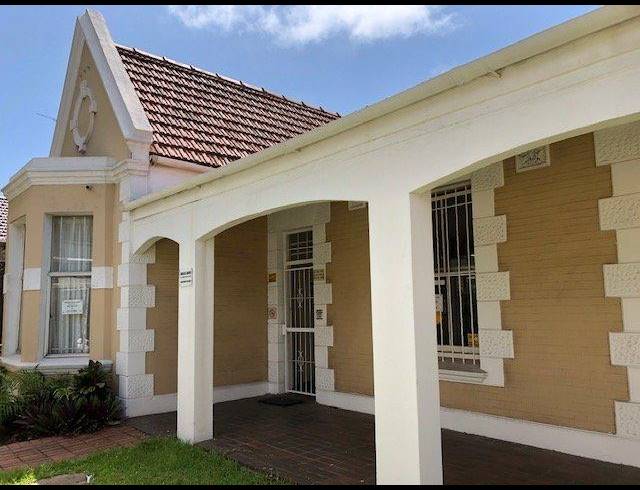 6 BEDROOM HOUSE FOR SALE IN WINDERMERE